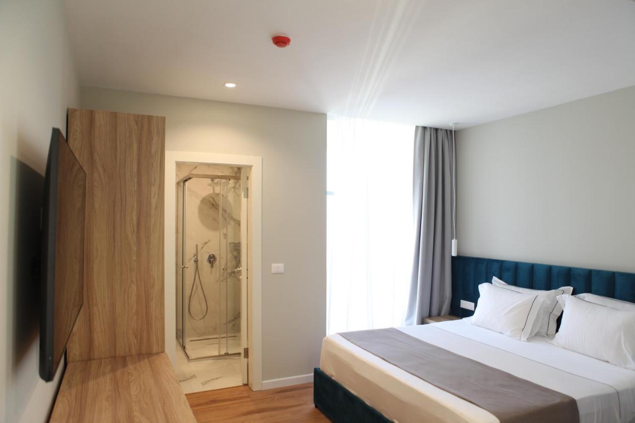 Volmar Hotel ดูร์เรส ภายนอก รูปภาพ