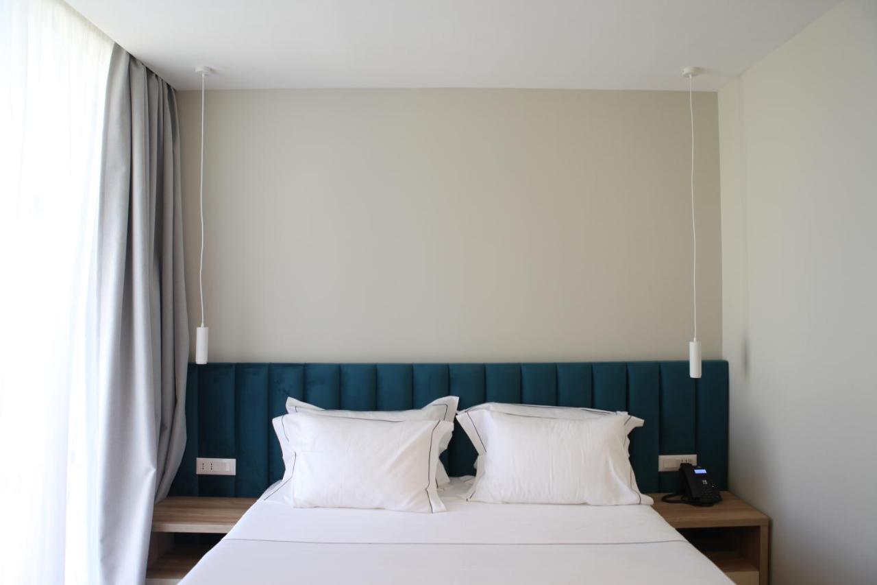 Volmar Hotel ดูร์เรส ภายนอก รูปภาพ